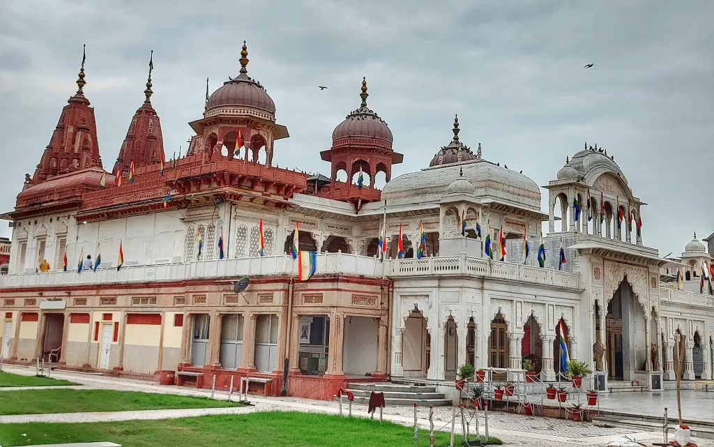 करौली में घूमने की जगहें
